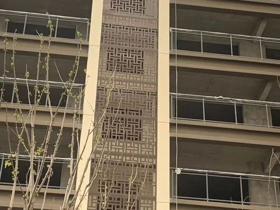 四川隆昌隆城錦翠·錦苑護(hù)欄百葉窗空調(diào)架項目 四川隆昌隆城錦翠·錦苑護(hù)欄百葉窗空調(diào)架項目