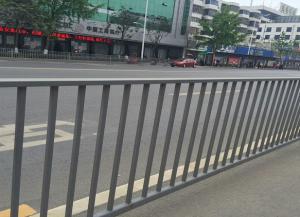 關于道路護欄的耐久性