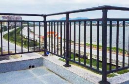 鋅鋼護(hù)欄為什么受到建筑施工單位的喜愛(ài)